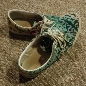 ISO these Vans in a men's size 10.5